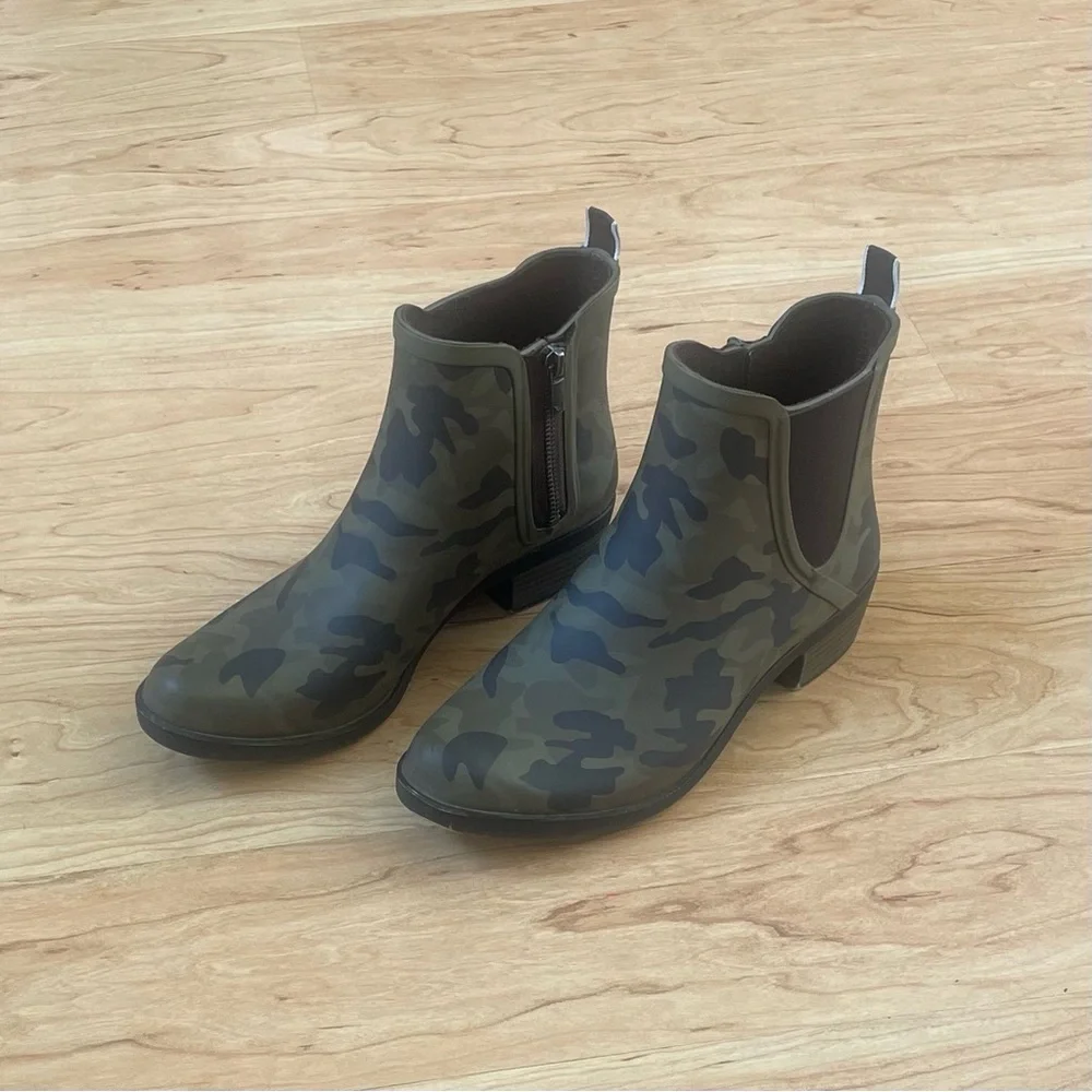 Lucky Brand Basel H20 Camoflage Pull On Rain Snow Bootie Boots Women's 9